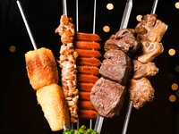 【金土日祝ディナー／2H食べ放題】目の前で切り分ける本場のライブ感！20種シュラスコ食べ放題…5,580yen（2名様～）